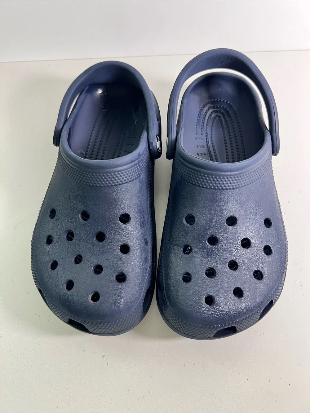 Crocs Classic Clogs Navy Blue Slip-On Comfort Shoes – Unisex – size 5